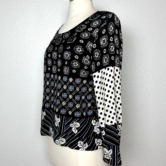 D.M.G. Vintage Womens Black White Sequin Bead Embellished Sweater Size L - Picture 4 of 7
